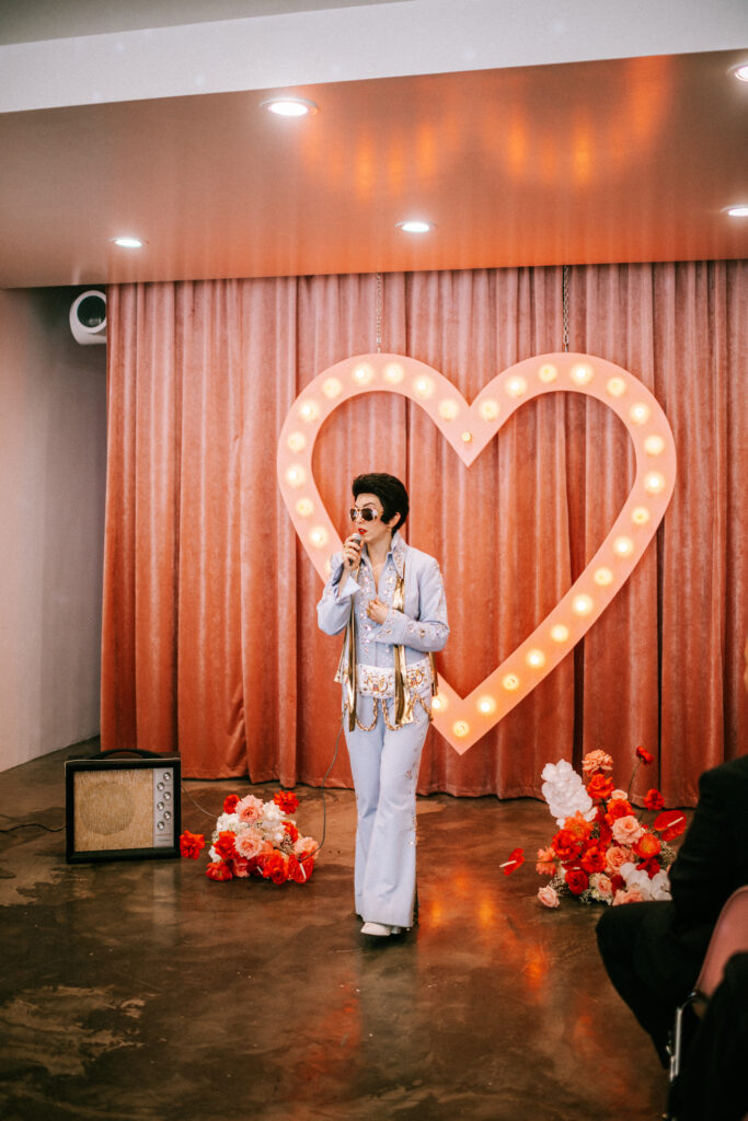 Photo of female Elvis at the elopement location called Sure Thing chapel where you can book a ceremony in the typical Las Vegas fashion